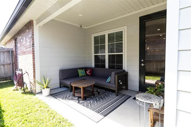 $237,400 | 308 Paisley Parkway, Sulphur, LA 70665