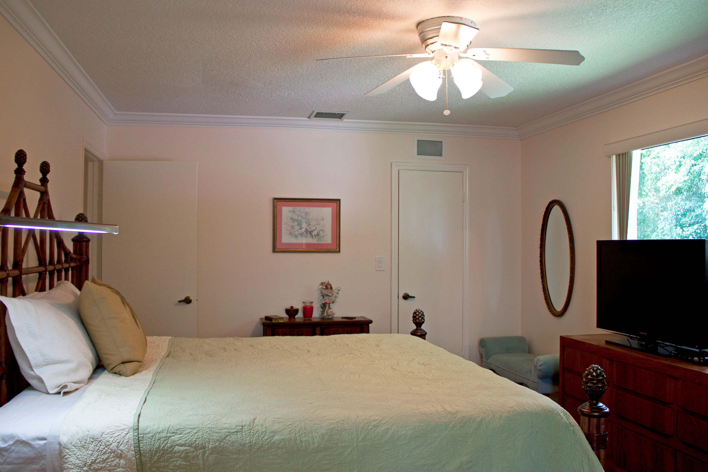 85 Lariat Circle Boca Raton, FL 33487 - Photo 8 of 16 85 Master Bedroom2