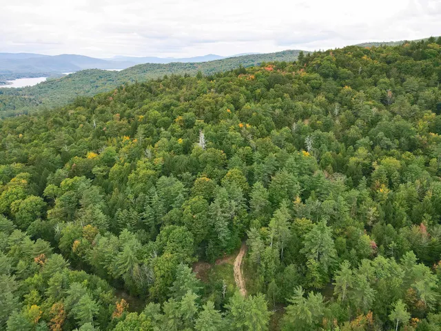 $500,000 | 0 Peaked Hill Road, Unit 7 1 7 2 7 3 7 4, Bristol, NH 03222