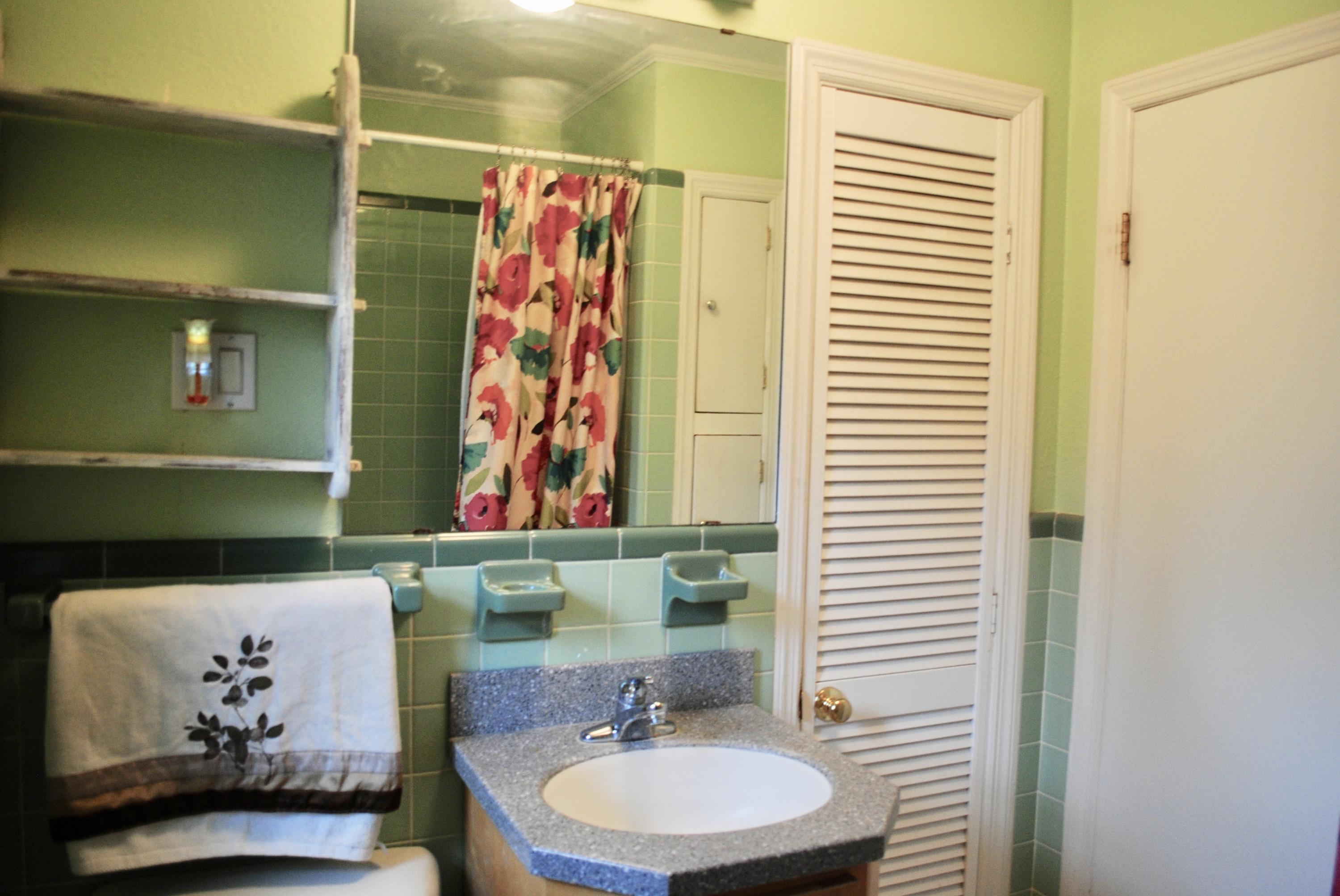 3034 Airport Road Crestview, FL 32539 - Photo 26 of 35 fullsizeoutput_a8