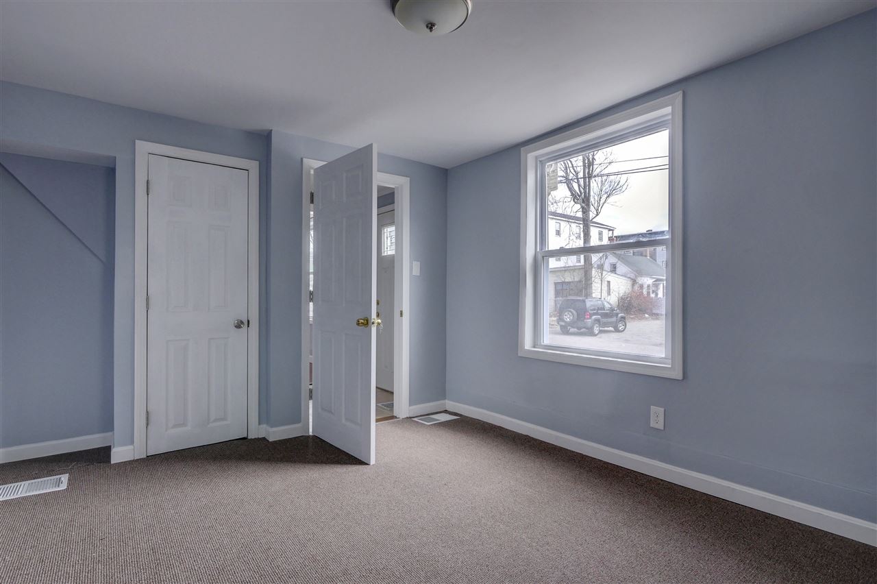 12 Dutton Street Manchester, NH 03104 - Photo 11 of 22 Gallery Image 11
