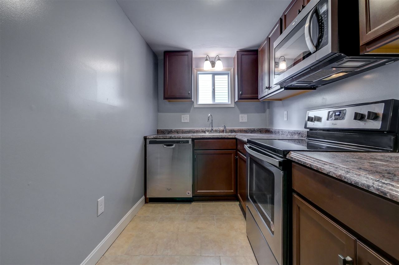 12 Dutton Street Manchester, NH 03104 - Photo 6 of 22 Gallery Image 6