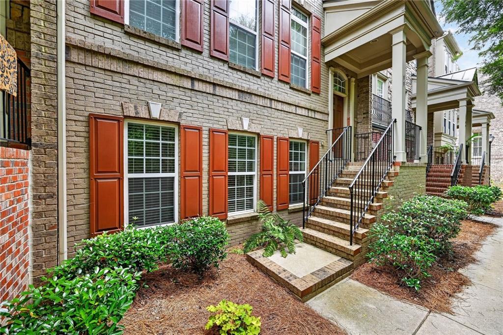 11 High Gate Trail Decatur, GA 30030 - Photo 2 of 24
