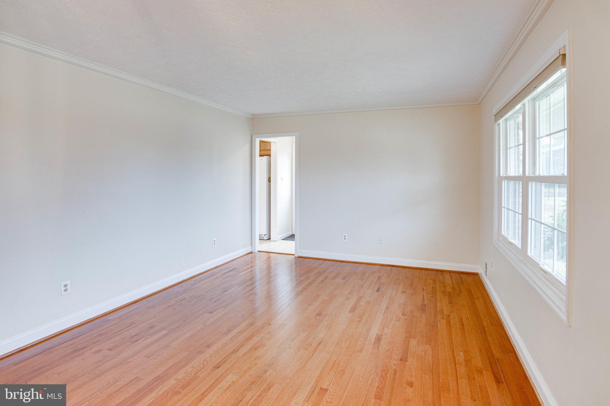 9552 Birmingham Drive Manassas, VA 20111 - Photo 5 of 54