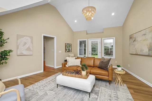 $886,500 | 94 Hudson Road, Stow, MA 01775