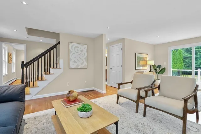 $886,500 | 94 Hudson Road, Stow, MA 01775