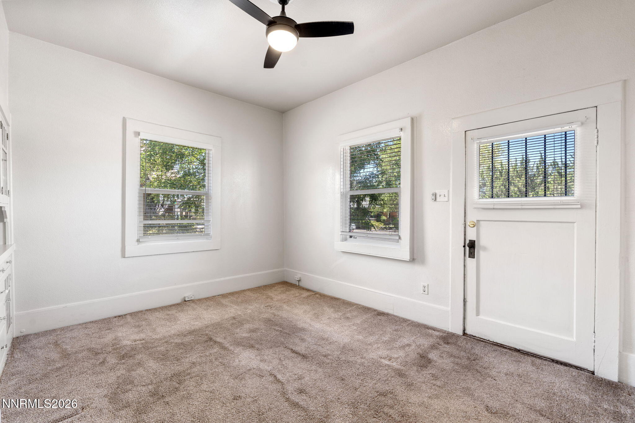 128 Keystone Avenue Reno, NV 89503 - Photo 7 of 34 3-web-or-mls-DSC09908