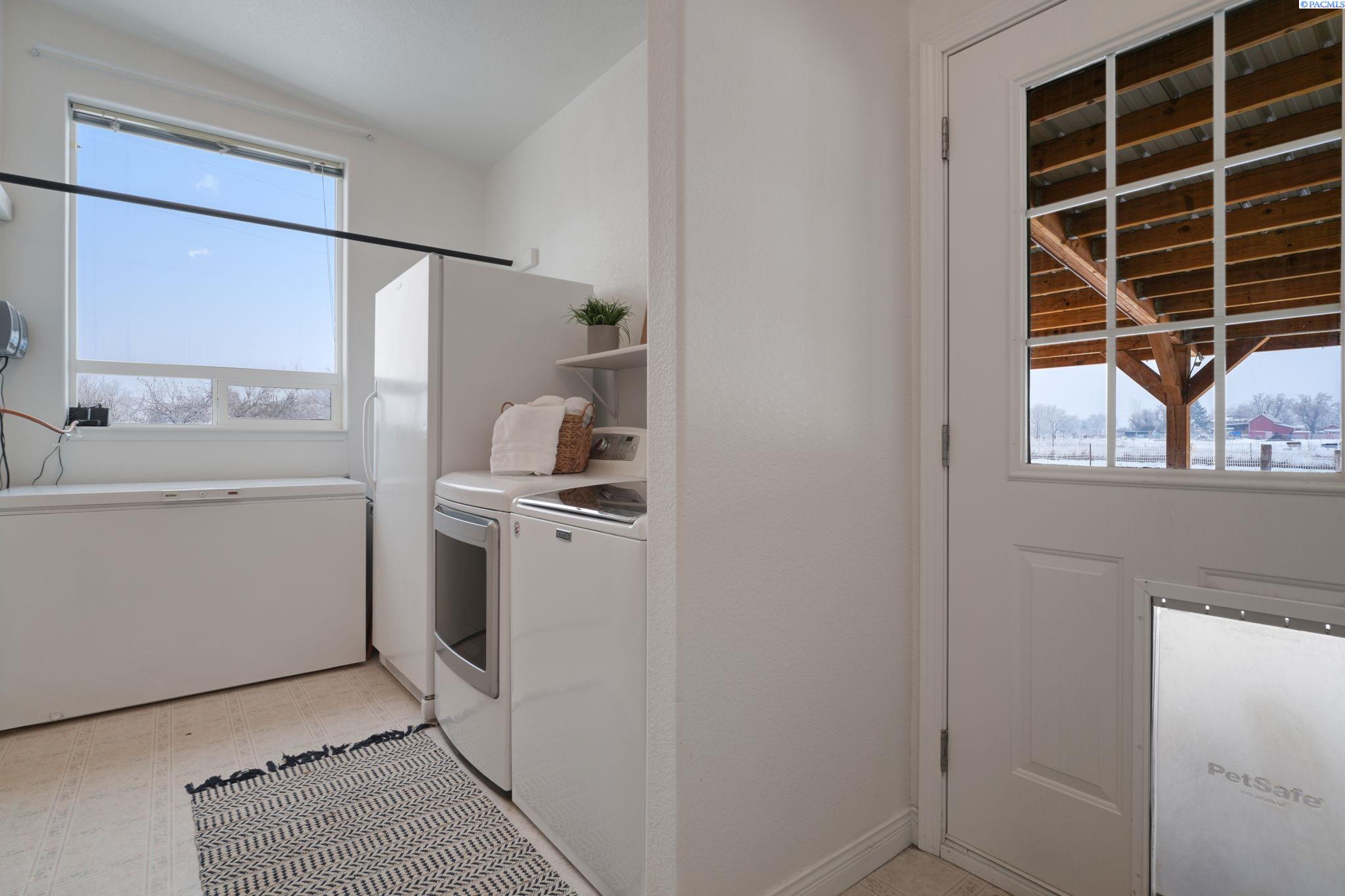 24508 South Finley Road Kennewick, WA 99337 - Photo 27 of 47 Gallery Image 27