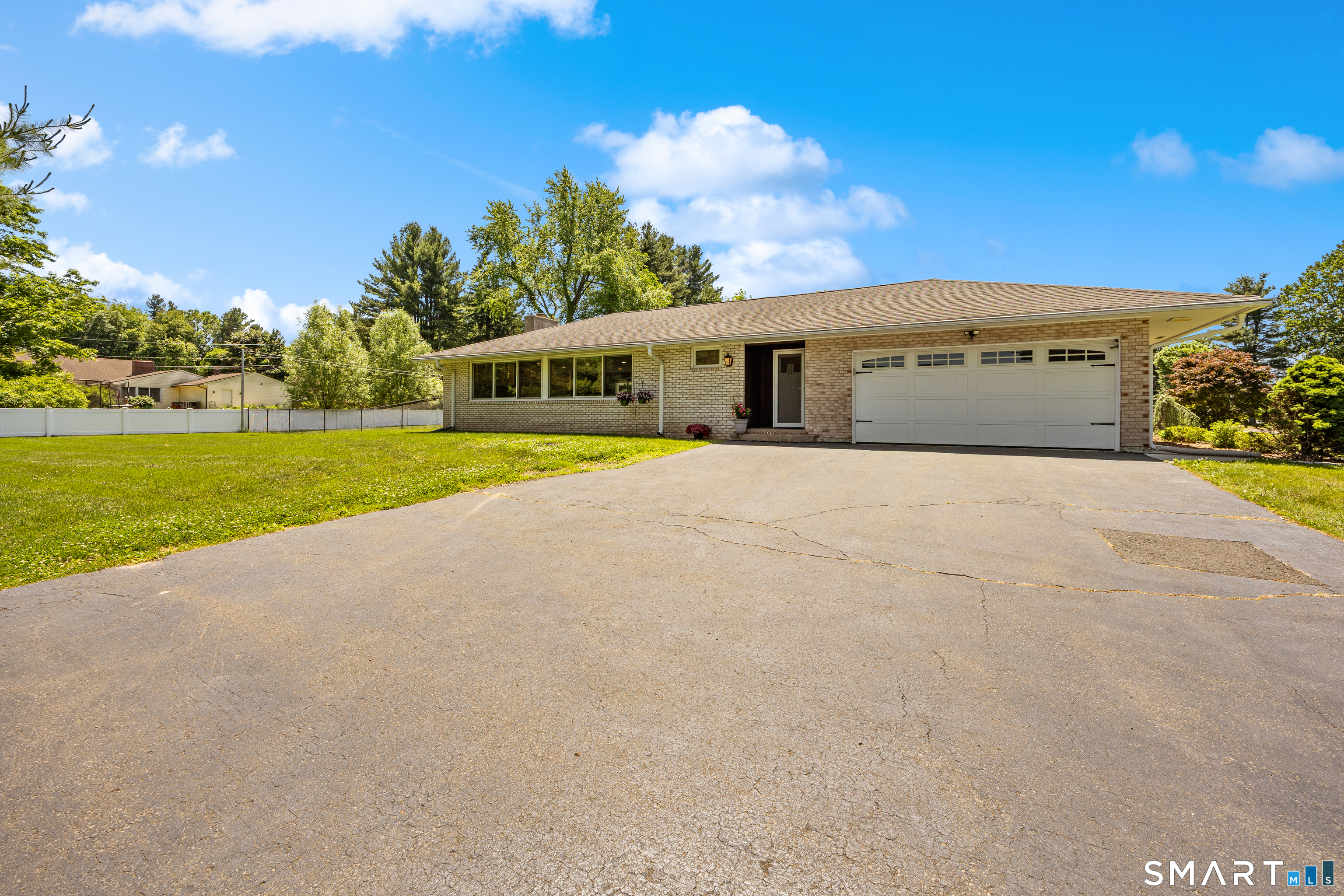 1500 Rhey Avenue Wallingford, CT 06492 - Photo 3 of 39