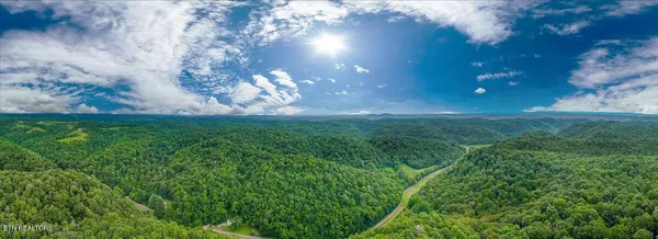 $224,900 | Knob Creek Road, Celina, TN 38551