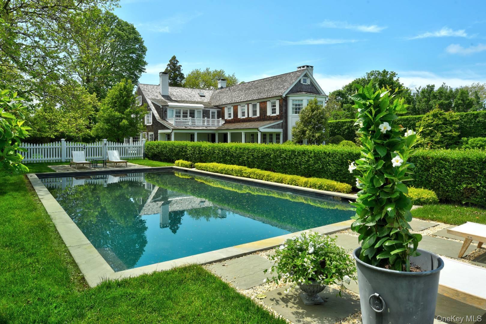 10 Jones Road East Hampton, NY 11937 - Photo 1 of 41