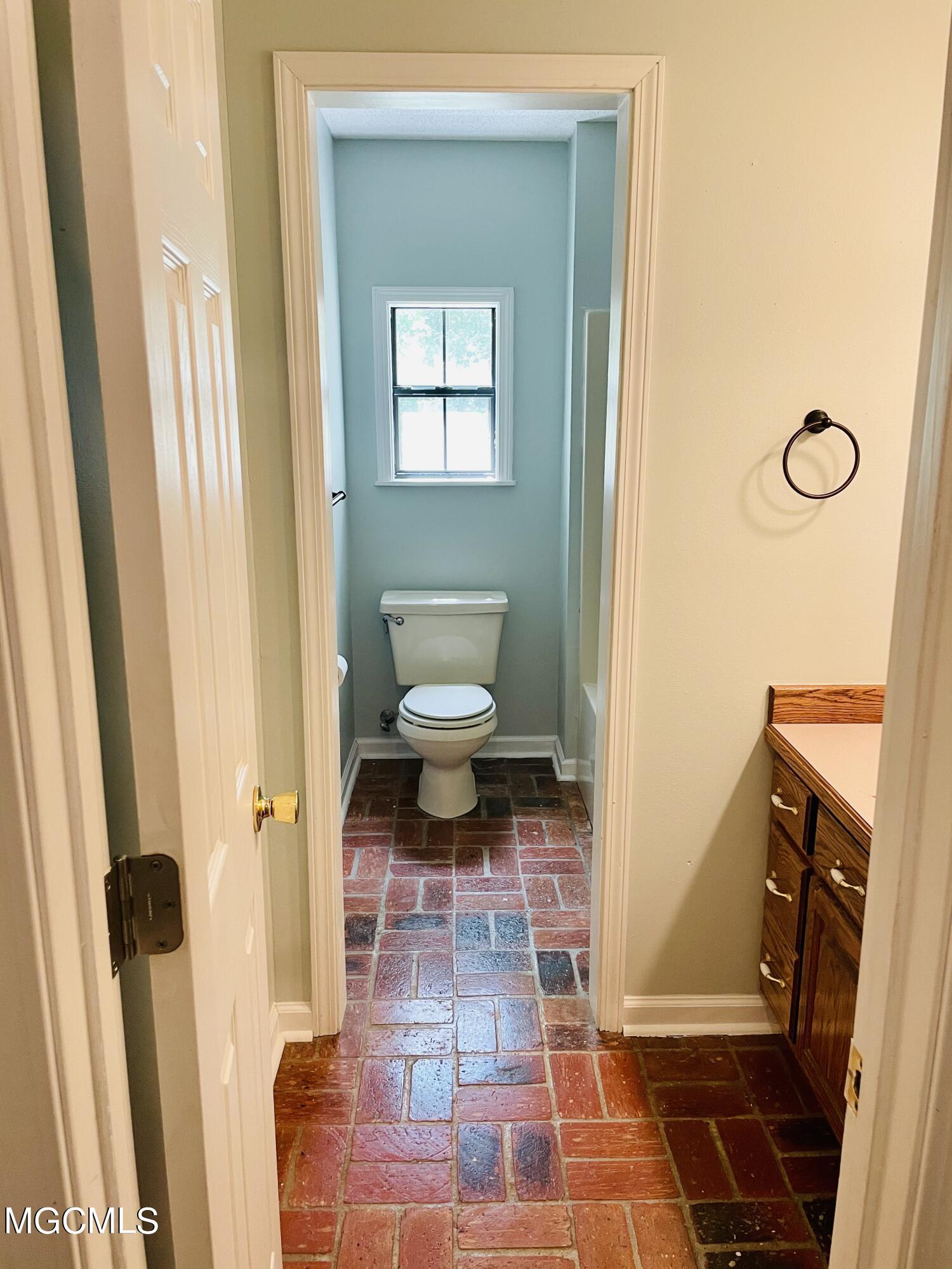 3025 Jerry Davis Road Moss Point, MS 39562 - Photo 21 of 25 37751141-E2BB-456D-9680-EC5B50CAC18D