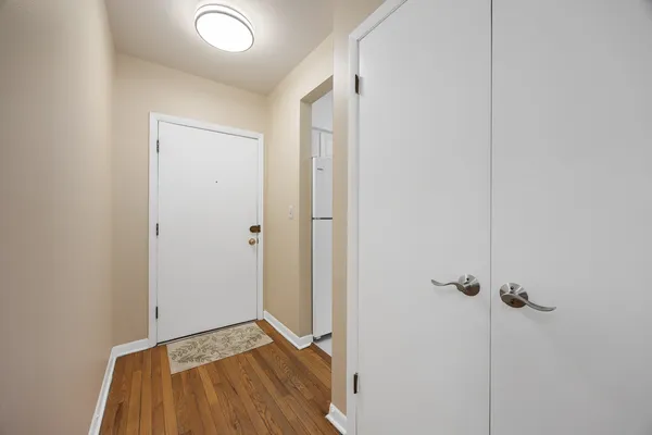 $167,900 | 301 Chicago Avenue, Unit 3CW, Oak Park, IL 60302