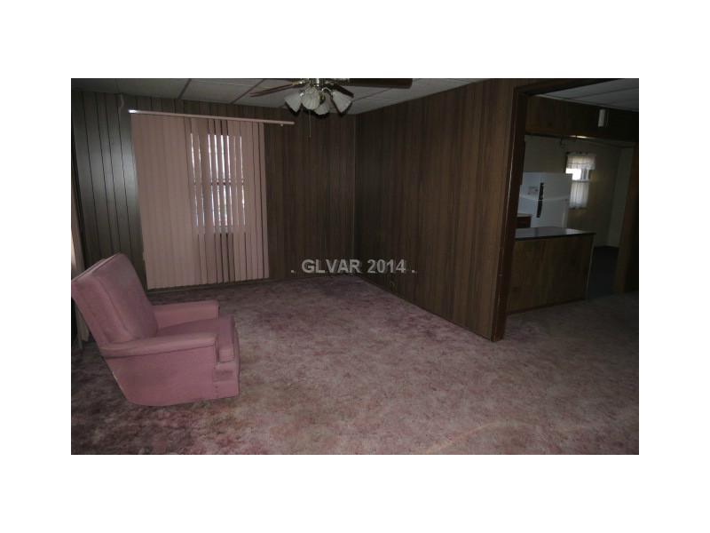 6 Cedar Ruth, NV 89319 - Photo 2 of 12 Living Room.