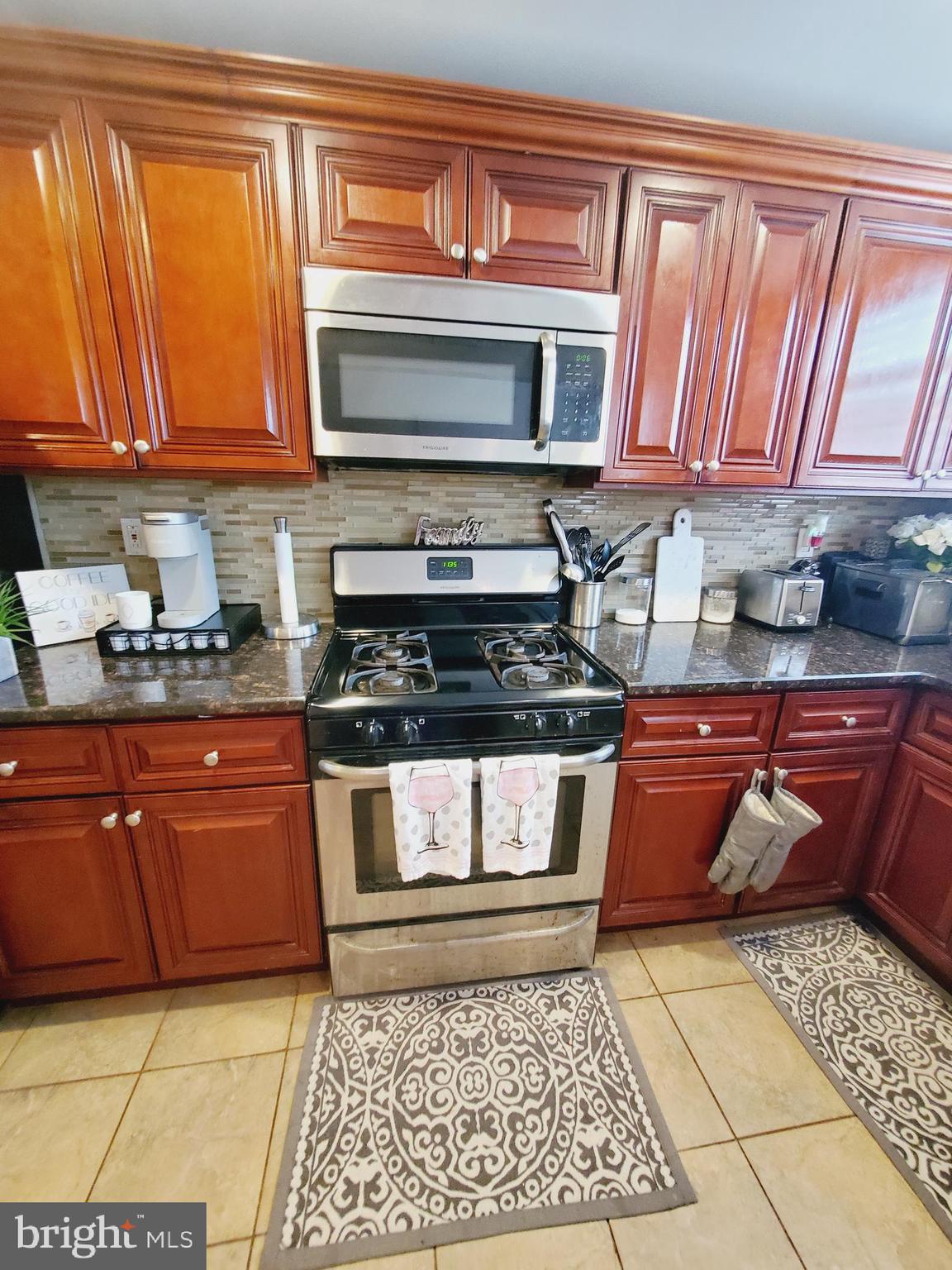 1613 Farrington Road Philadelphia, PA 19151 - Photo 17 of 50 Gallery Image 17