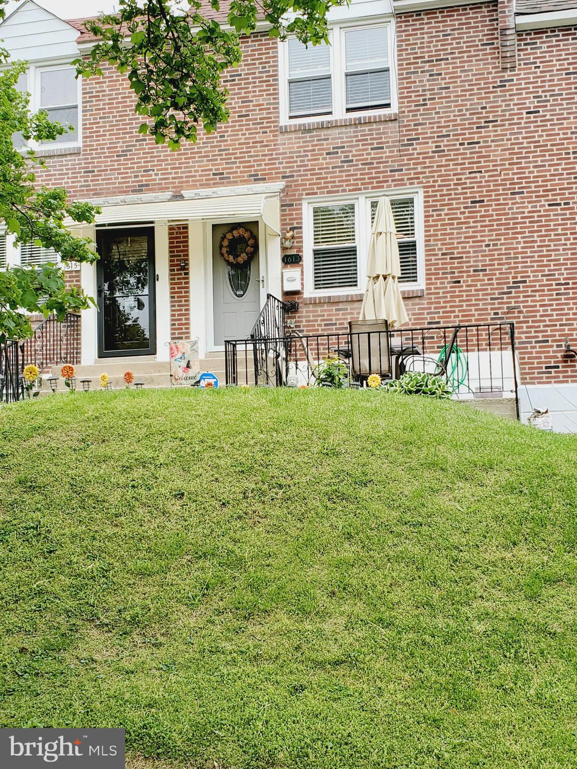 1613 Farrington Road Philadelphia, PA 19151 - Photo 4 of 50 Gallery Image 4