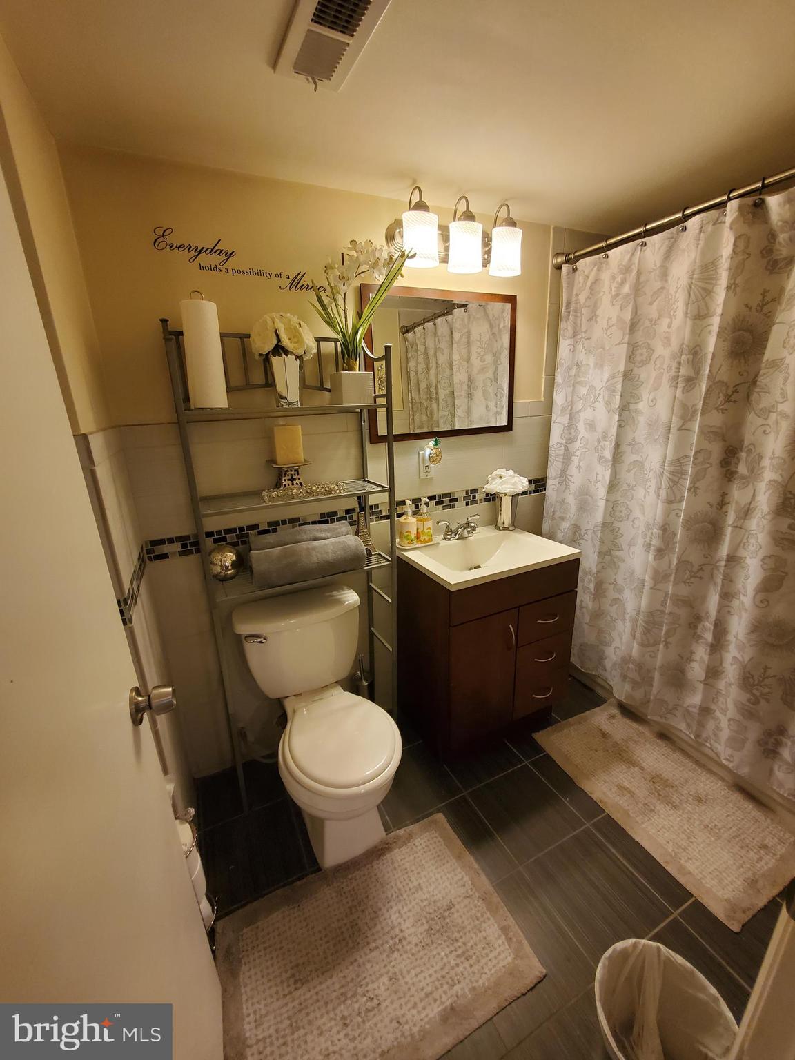 1613 Farrington Road Philadelphia, PA 19151 - Photo 42 of 50 Gallery Image 42