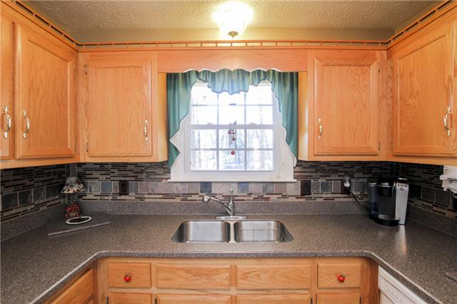 5083 Campbell Road Cross Plains, TN 37049 - Photo 5 of 20 New Countertops & Backsplash!