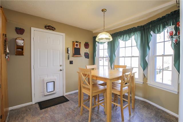 5083 Campbell Road Cross Plains, TN 37049 - Photo 8 of 20 Windows offer Natural Lighting!