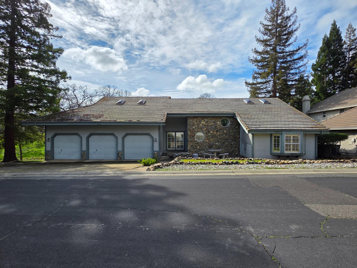 This Beautiful home has great curb appeal and no neighbors on one side!