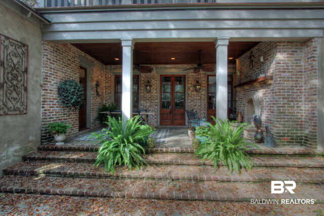 115 Oak Avenue Fairhope, AL 36532 - Photo 37 of 45 back porch