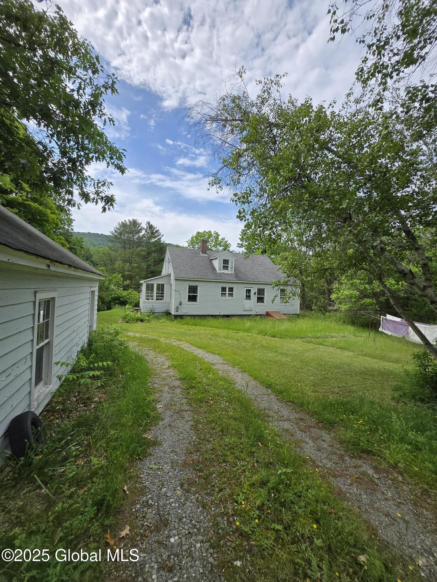 31 Hewitt Road Petersburg, NY 12138 - Photo 2 of 13 1000001875