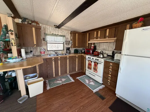$74,900 | 15051 South Thorn Lake Loop, Gordon, WI 54838