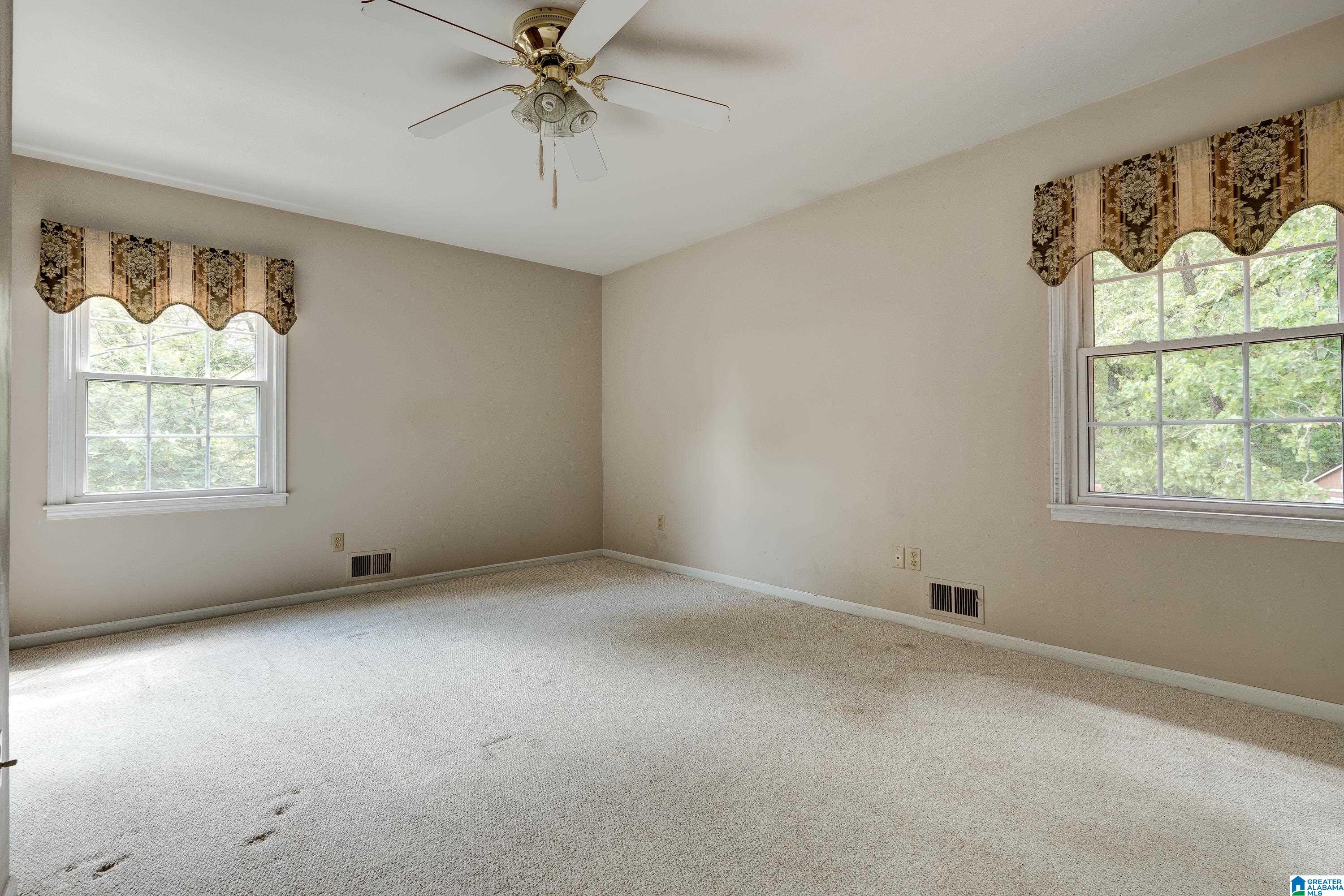 1822 Indian Hills Road Pelham, AL 35124 - Photo 22 of 40