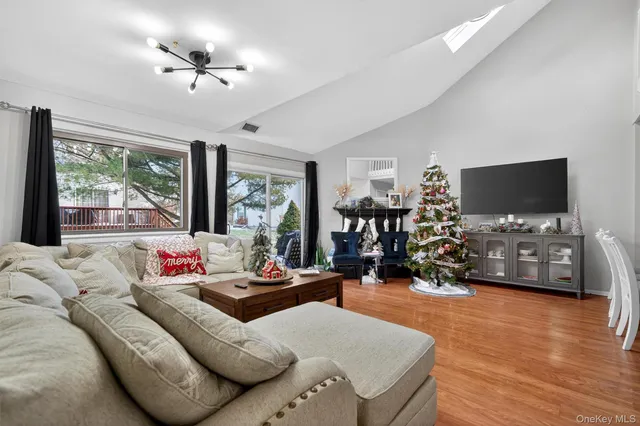 $3,350 | 36 Sycamore Court, Highland Mills, NY 10930