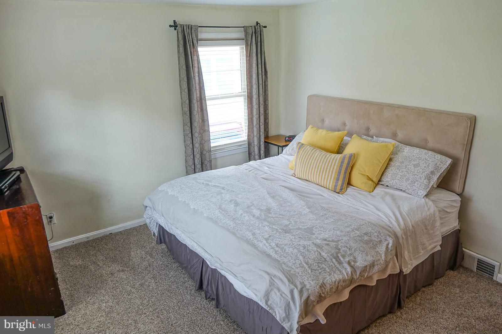 16721 Hampton Road Williamsport, MD 21795 - Photo 14 of 30 Bedroom
