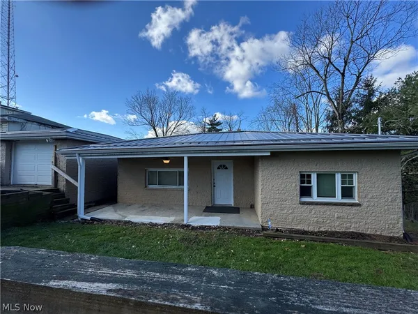 $115,000 | 67457 Kirkwood Heights Road, Bridgeport, OH 43912