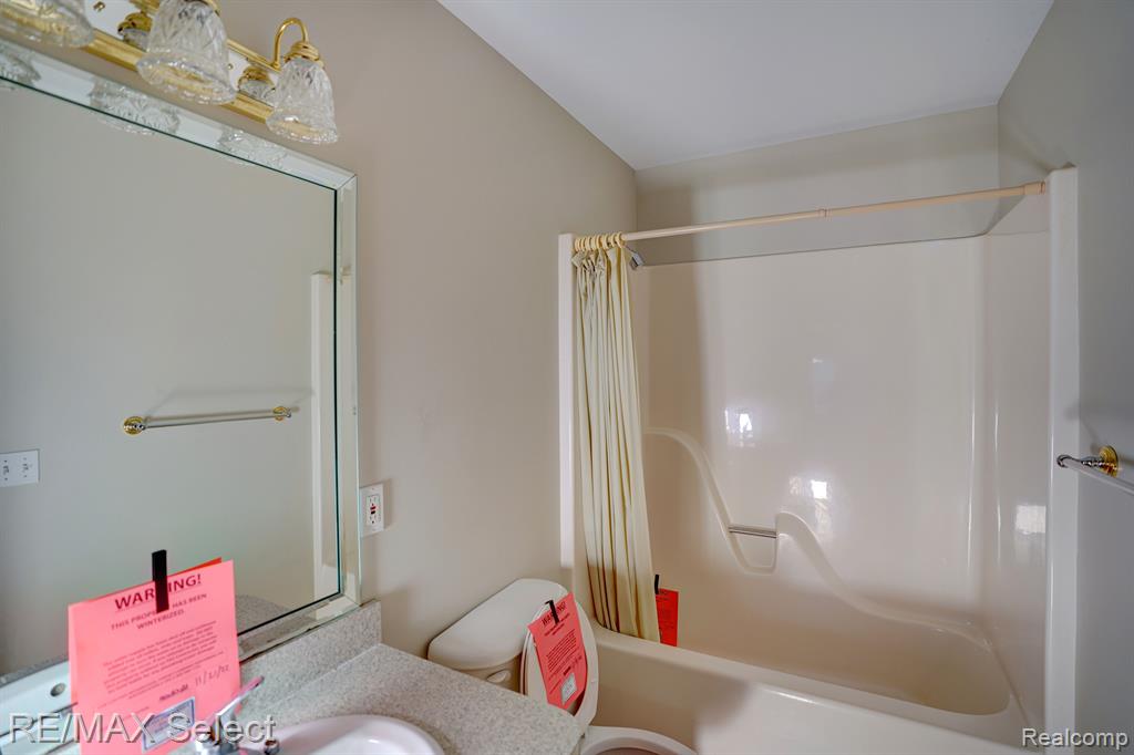 5359 Kelly Road Flint, MI 48504 - Photo 34 of 41