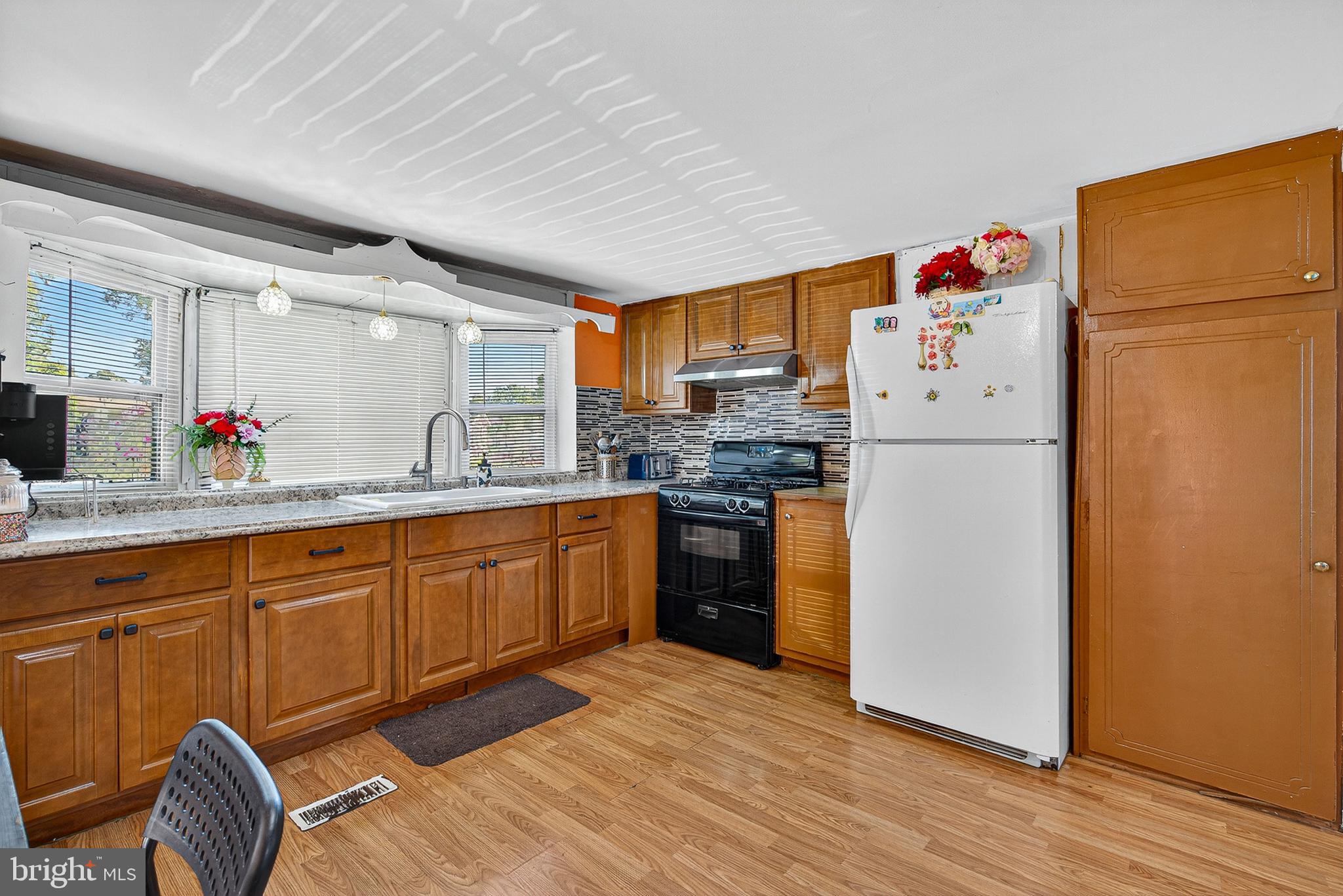 210 Trailway Road Middle River, MD 21220 - Photo 5 of 17