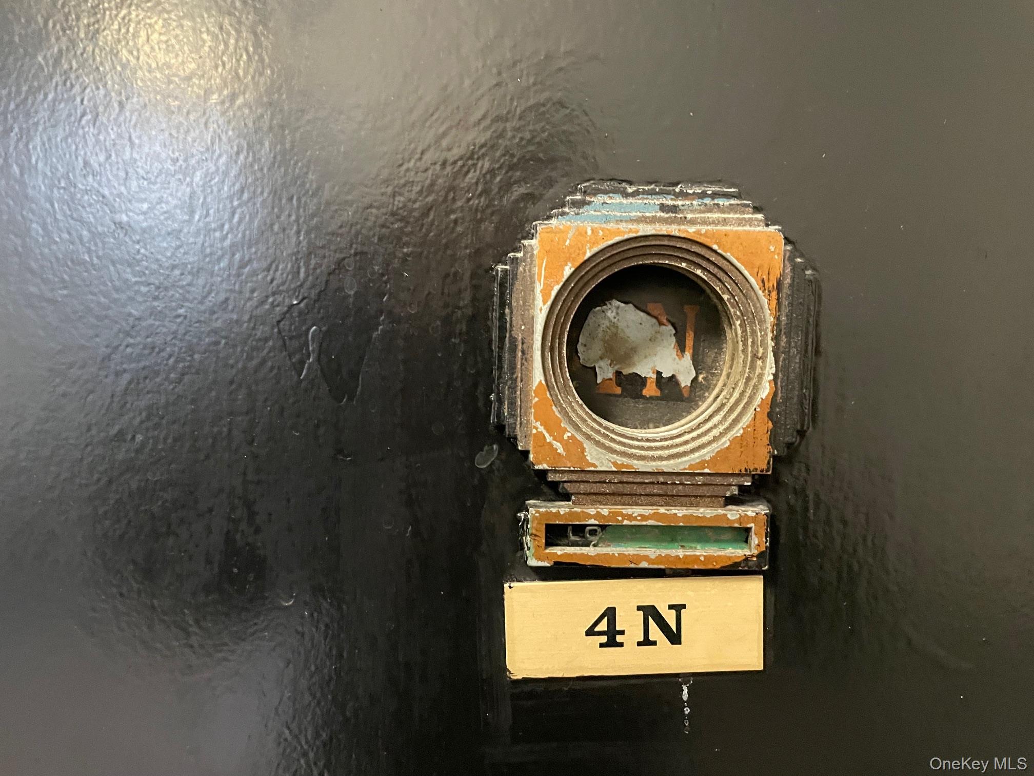 192 Garth Road, Unit 4N Scarsdale, NY 10583 - Photo 6 of 32 a close up view of a sink and a stove