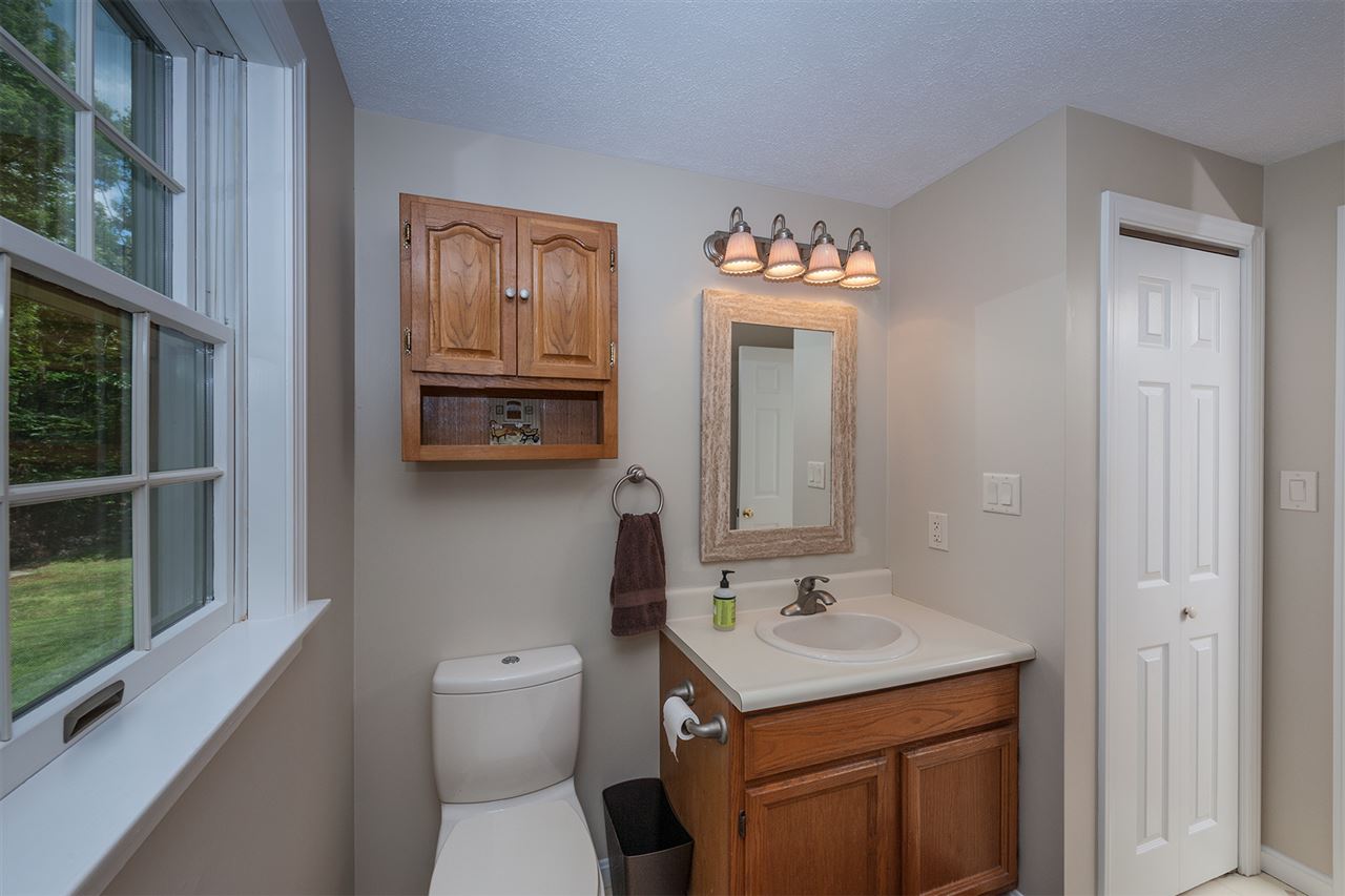 150 Sherborne Road Barrington, NH 03825 - Photo 13 of 30