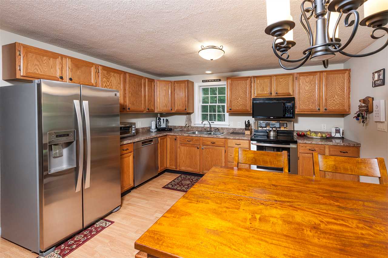 150 Sherborne Road Barrington, NH 03825 - Photo 5 of 30
