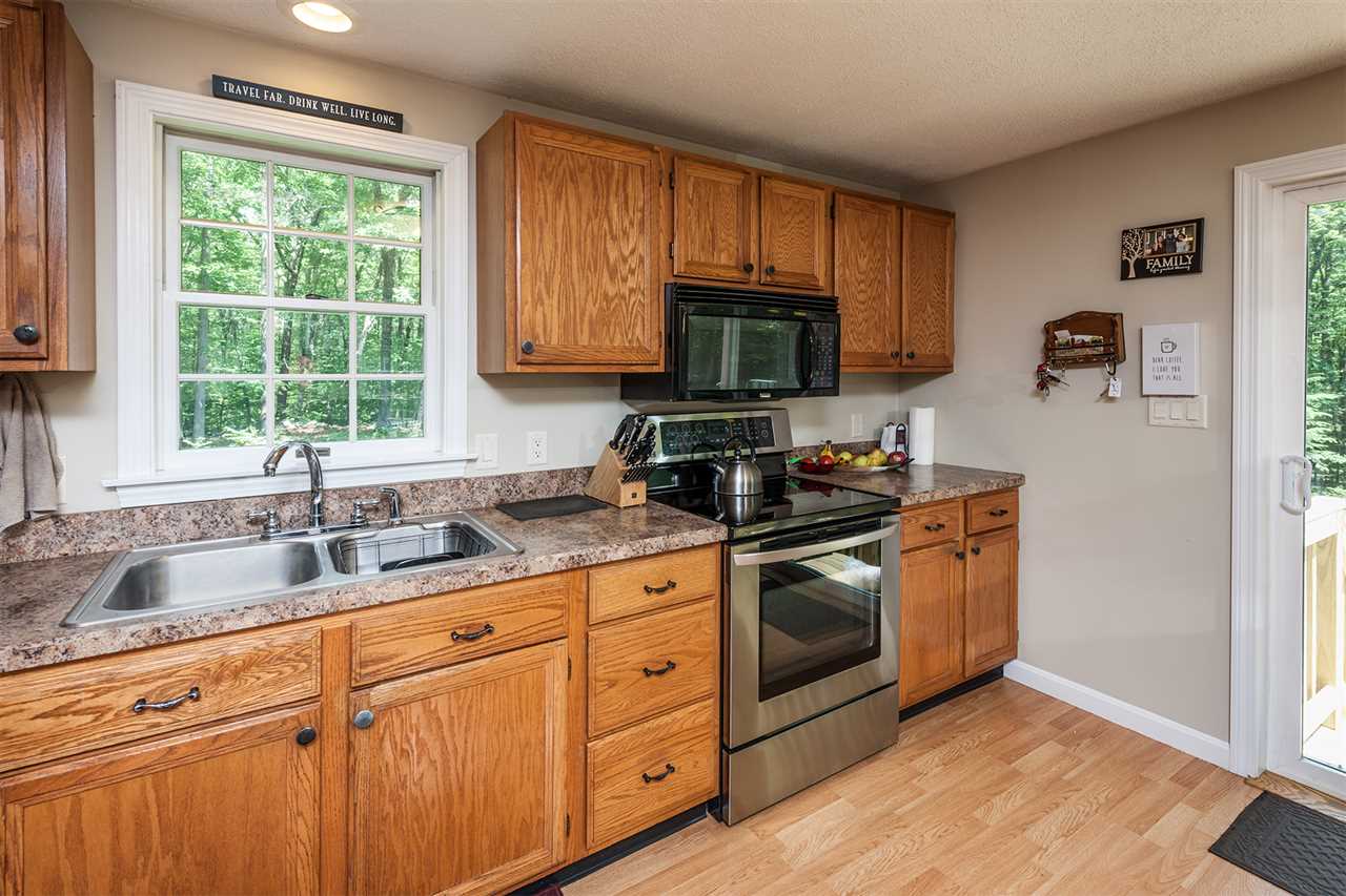 150 Sherborne Road Barrington, NH 03825 - Photo 8 of 30