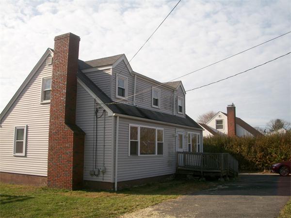 147 Vernon Street Warren, RI 02885 - Photo 1 of 27 Gallery Image 1