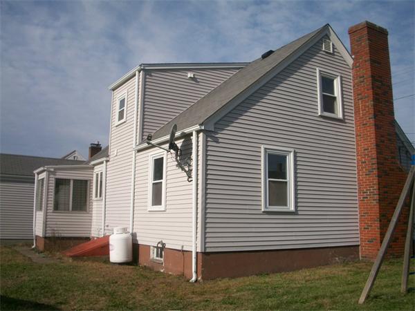 147 Vernon Street Warren, RI 02885 - Photo 3 of 27 Gallery Image 3
