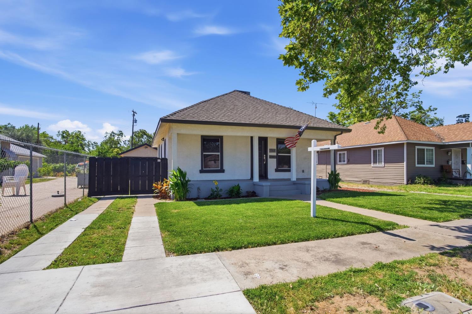 752 Mitchell Avenue Turlock, CA 95380 - Photo 2 of 29