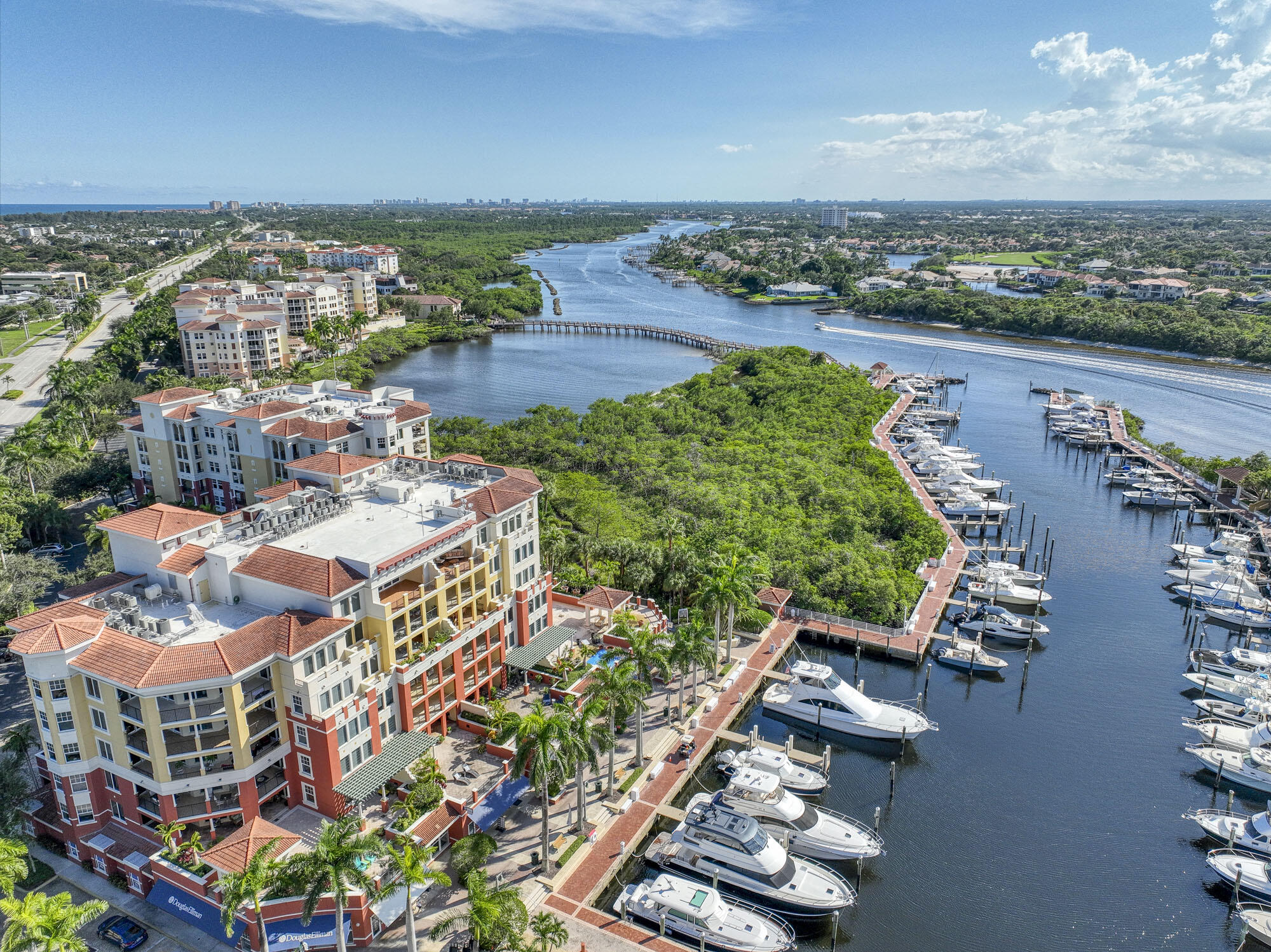 348 Highway 1 Jupiter, FL 33477 - Photo 15 of 28 Jupiter Yacht Club
