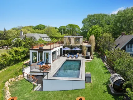 $6,295,000 | 113 South Edgemere Street, Montauk, NY 11954