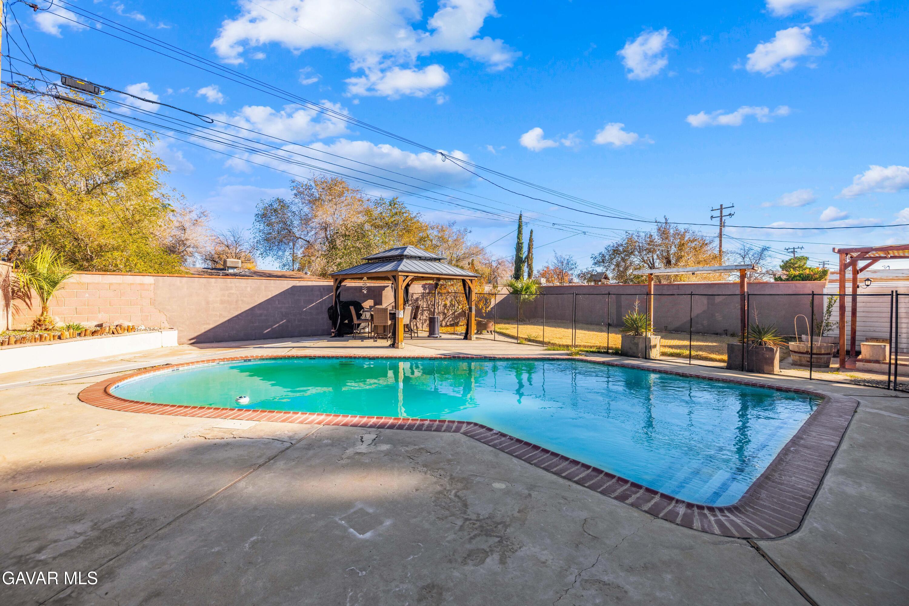 45026 16th Street West Lancaster, CA 93534 - Photo 32 of 37 45026 16th St W-32