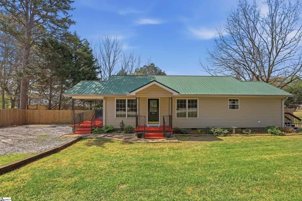 $274,900 | 421 Hotrod Lane, Walhalla, SC 29691