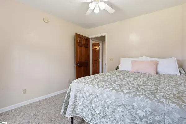 $274,900 | 421 Hotrod Lane, Walhalla, SC 29691
