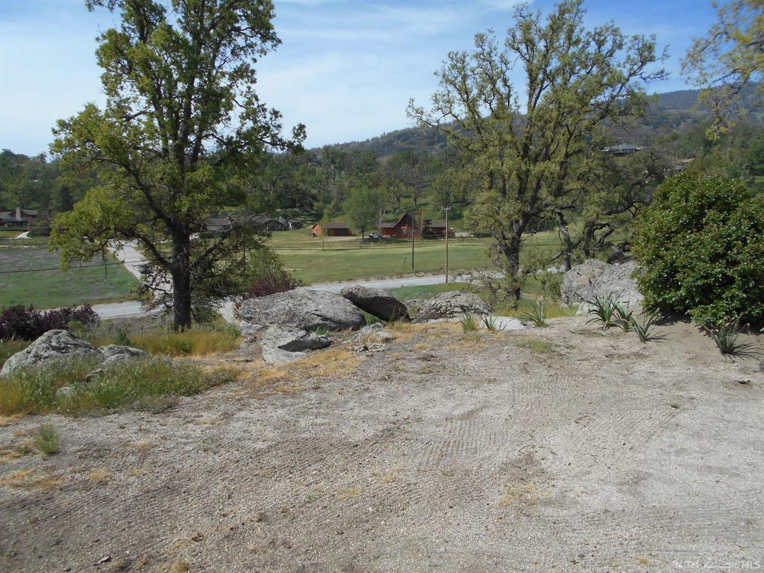 29700 North Lower Valley Road Tehachapi, CA 93561 - Photo 76 of 83 Views from front on home
