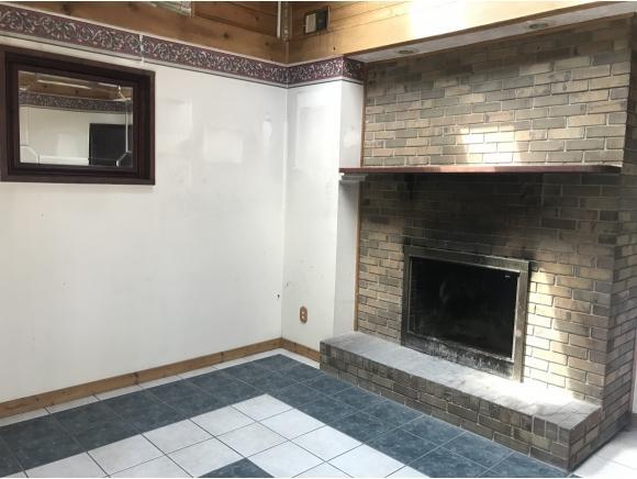 2693 Siam Road Elizabethton, TN 37643 - Photo 4 of 17 8851DEBE-C326-44EF-9028-519AED422F74