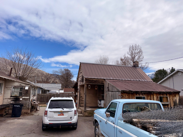 393 West Center Street Springville, UT 84663 - Photo 15 of 17