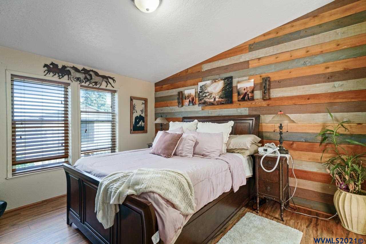 40376 Stayton Scio Road Scio, OR 97374 - Photo 18 of 41
