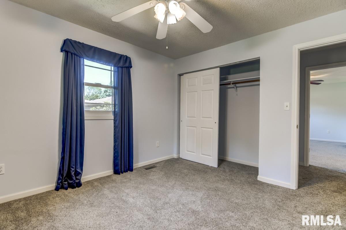 14378 Prairie Trail Athens, IL 62613 - Photo 24 of 39 Gallery Image 24